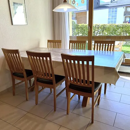 Apartment Salute 117 *