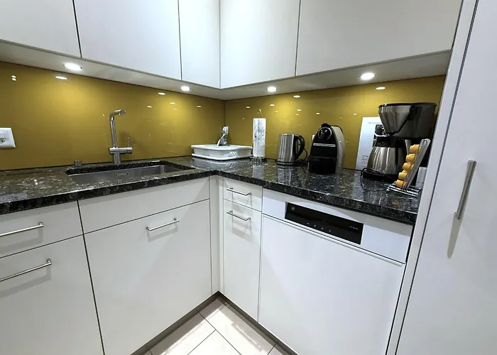 Salute 117 * 洛伊克巴德