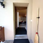 Apartment Salute 117 *